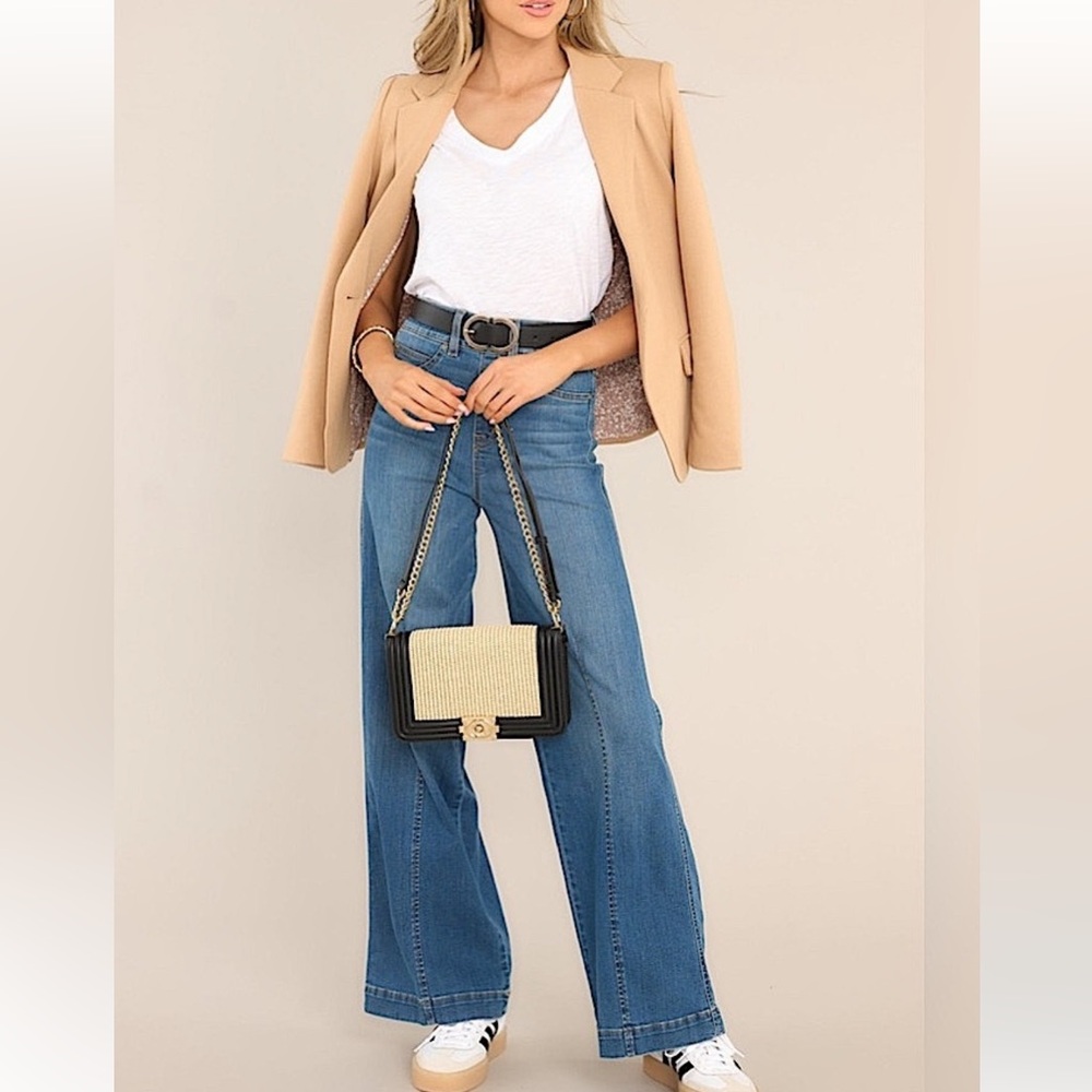 SPANX Seamed Front Wide Leg Jeans in Vintage Indigo Flare Pull On‎ size Small
